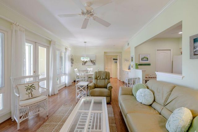 5025 Harmony Circle 203, Vero Beach, FL 32967