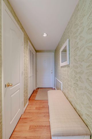 5025 Harmony Circle 203, Vero Beach, FL 32967