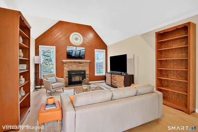 104 Old Farms Road, Glastonbury, CT 06073