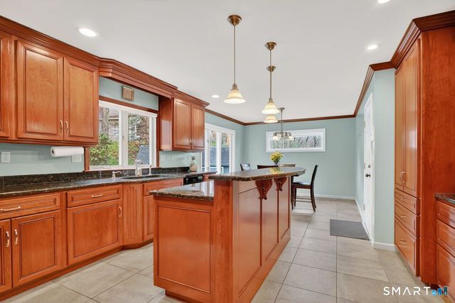 104 Old Farms Road, Glastonbury, CT 06073