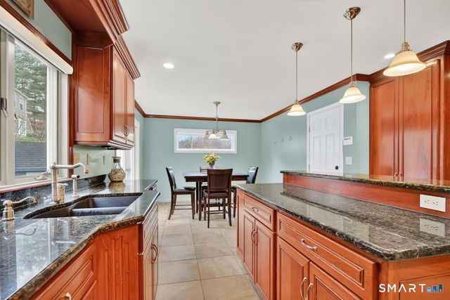 104 Old Farms Road, Glastonbury, CT 06073