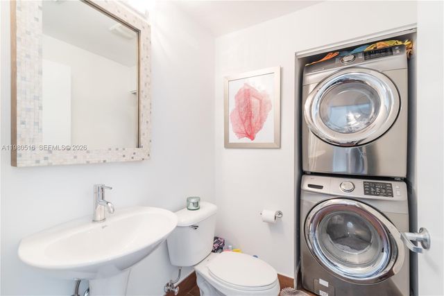 888 Biscayne Blvd 3506, Miami, FL 33132