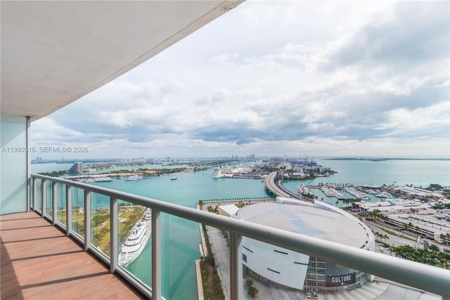 888 Biscayne Blvd 3506, Miami, FL 33132