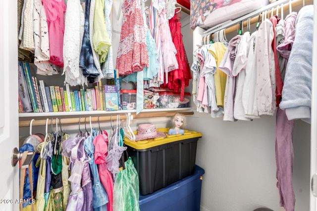 673 W HEREFORD Drive, San Tan Valley, AZ 85143