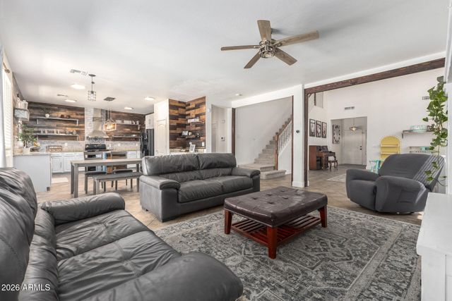 673 W HEREFORD Drive, San Tan Valley, AZ 85143