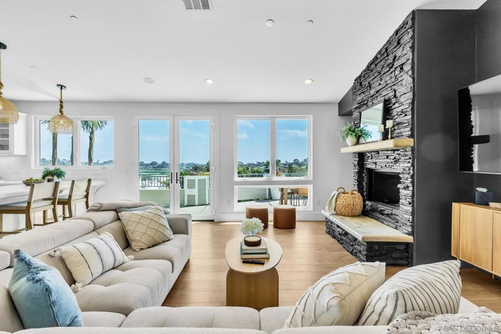 1809 Ivy, Oceanside, CA 92054 — photo 5