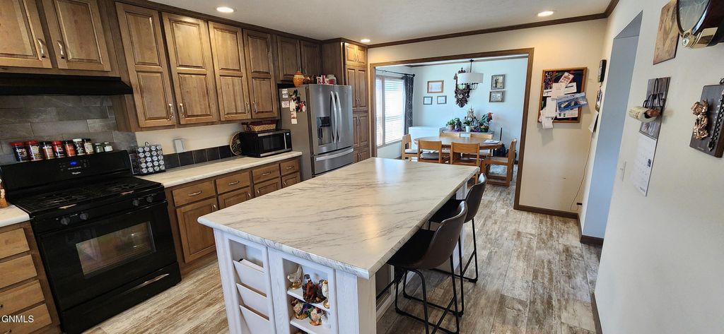 113 Partridge Lane SE, Mandan, ND 58554 photo 5