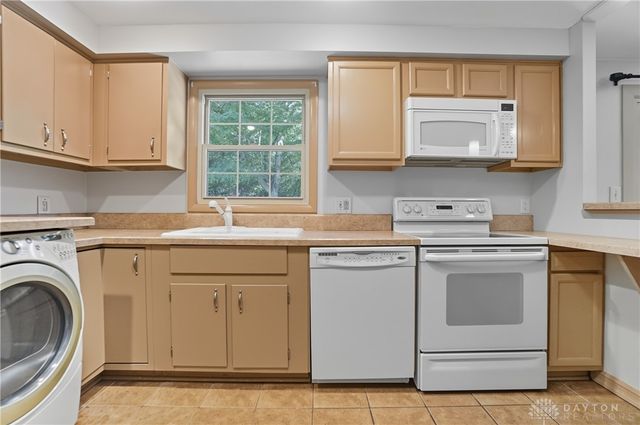 2658 Tompkins Drive, Beavercreek, OH 45430