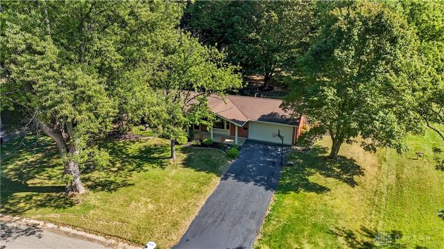 2658 Tompkins Drive, Beavercreek, OH 45430