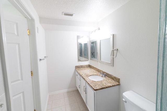 9510 NEWDALE WAY 102, Riverview, FL 33578