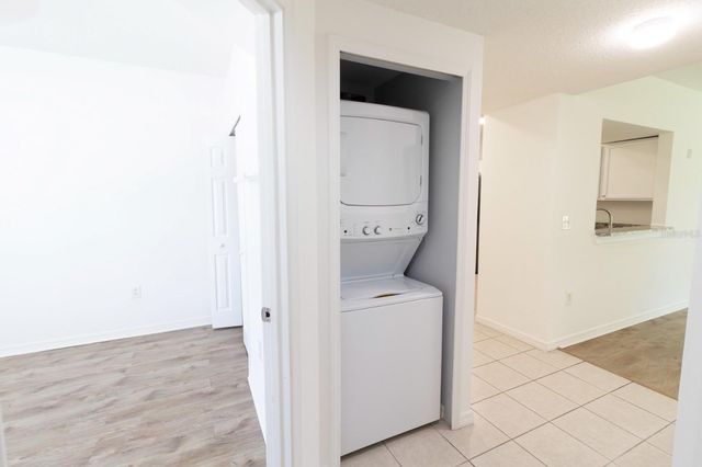 9510 NEWDALE WAY 102, Riverview, FL 33578