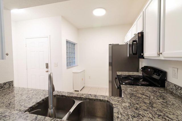 9510 NEWDALE WAY 102, Riverview, FL 33578
