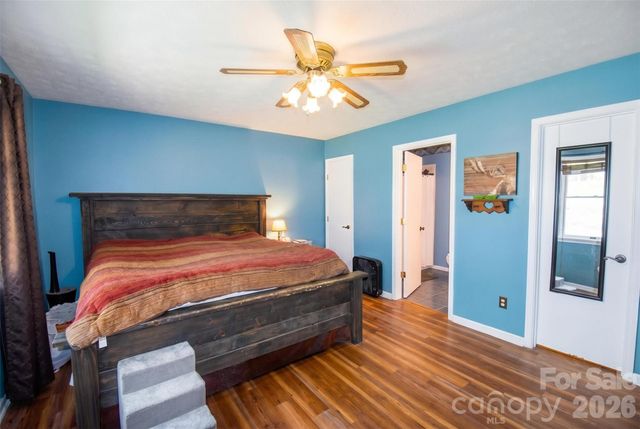 14 N Willow Wood Trail, Hendersonville, NC 28739