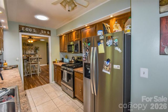 14 N Willow Wood Trail, Hendersonville, NC 28739