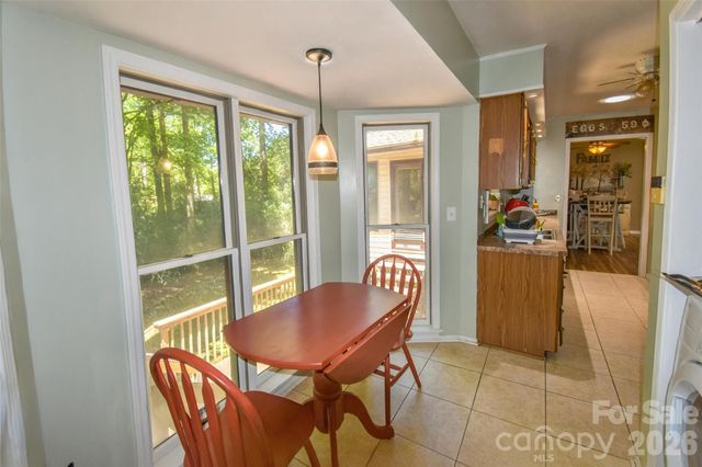 14 N Willow Wood Trail, Hendersonville, NC 28739