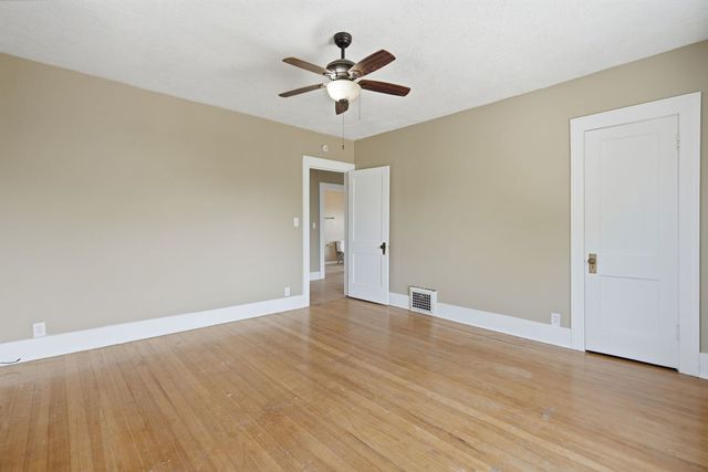 2111 MISSISSIPPI Avenue, Davenport, IA 52803
