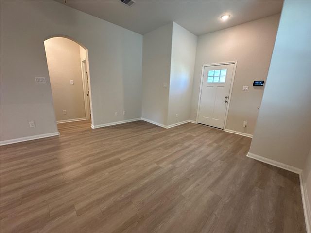 122 Tejas Village Parkway, Beasley, TX 77417