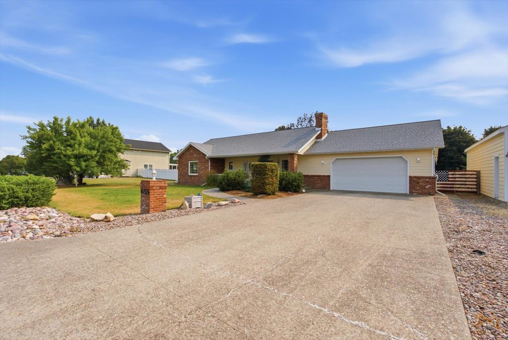 655 Pebble Drive, Kalispell, MT 59901 photo 3