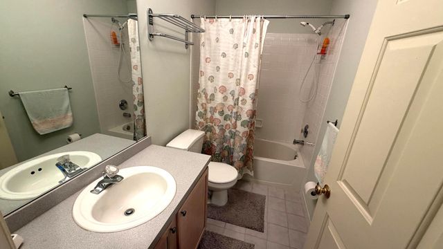 4 ACACIA AVE, Robbinsville, NJ 08691