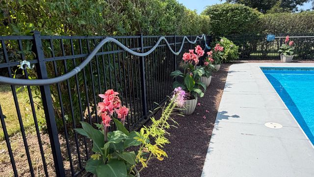 4 ACACIA AVE, Robbinsville, NJ 08691