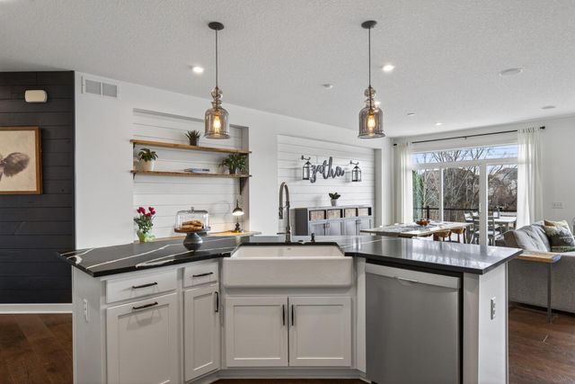 6911 Alvarado Lane N, Maple Grove, MN 55311