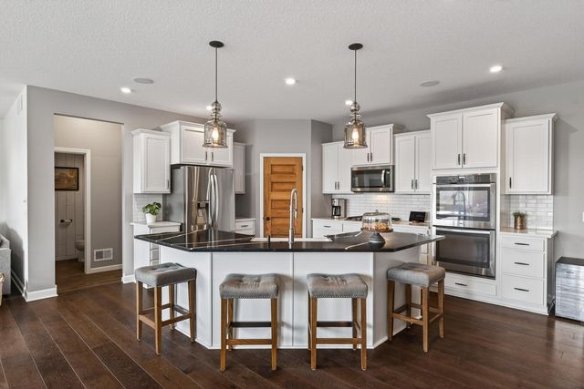 6911 Alvarado Lane N, Maple Grove, MN 55311