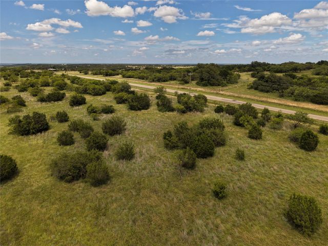 101 Gilmore Court, Lipan, TX 76462