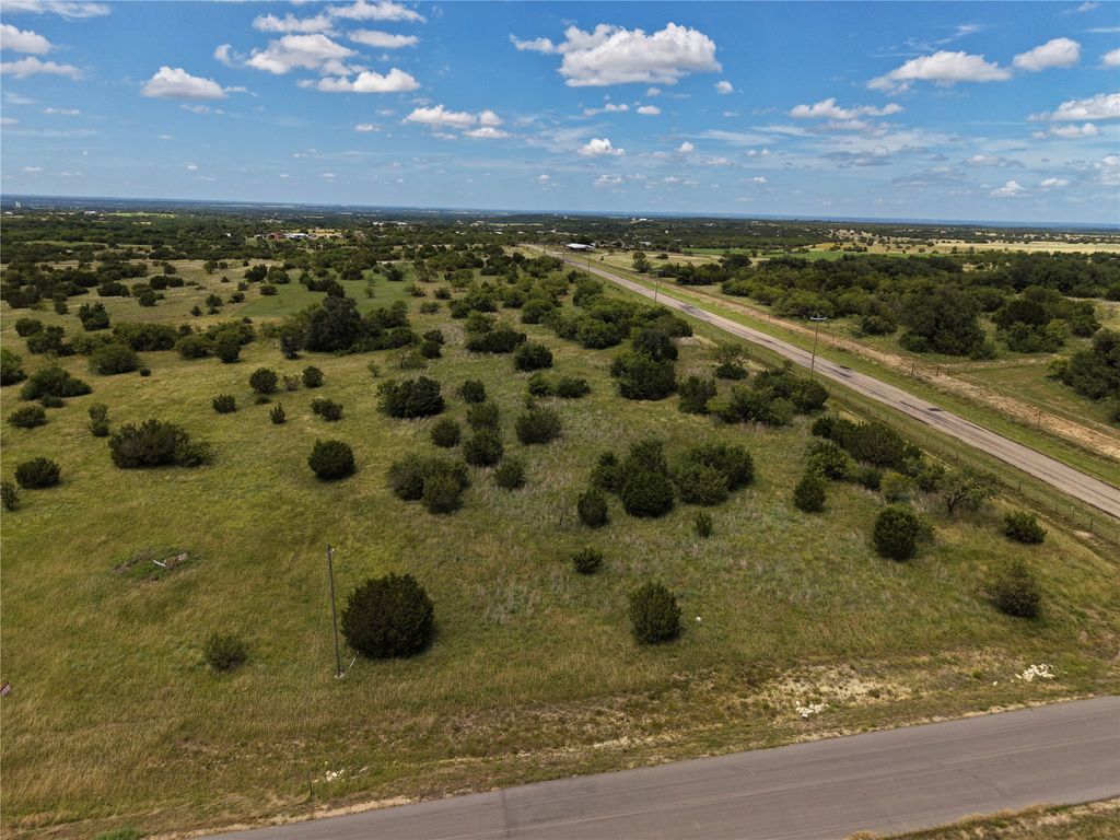 101 Gilmore Court, Lipan, TX 76462