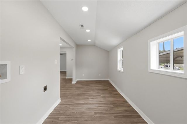 706 S Butler Drive, Harrisonville, MO 64701