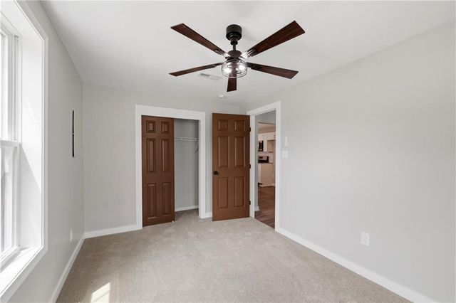 706 S Butler Drive, Harrisonville, MO 64701