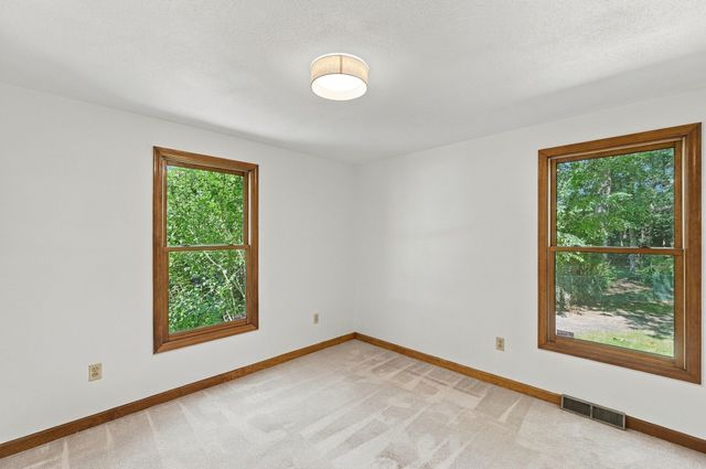 690 Converse Street, Longmeadow, MA 01106