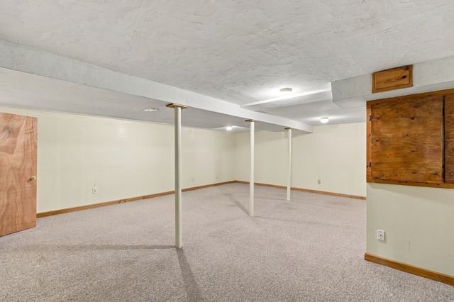 690 Converse Street, Longmeadow, MA 01106