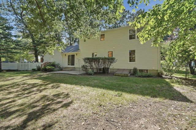 690 Converse Street, Longmeadow, MA 01106