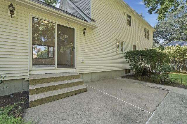 690 Converse Street, Longmeadow, MA 01106