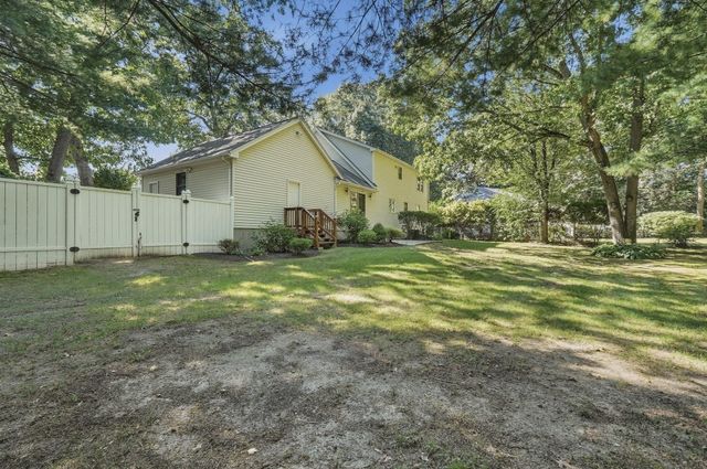 690 Converse Street, Longmeadow, MA 01106