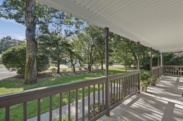 690 Converse Street, Longmeadow, MA 01106