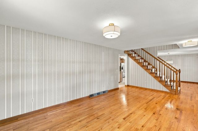 690 Converse Street, Longmeadow, MA 01106