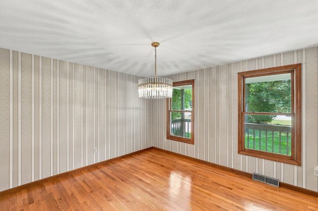 690 Converse Street, Longmeadow, MA 01106