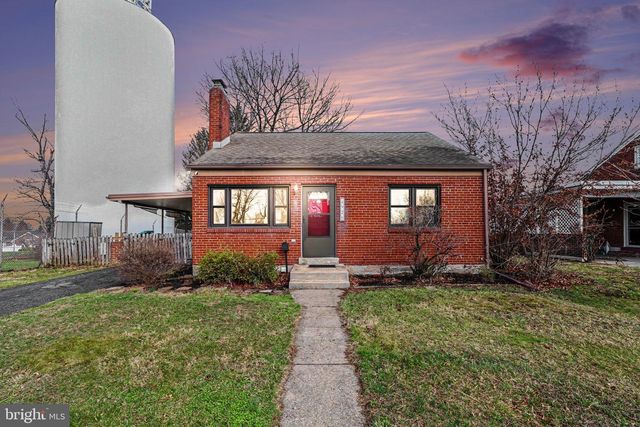 4926 COLORADO AVE, Harrisburg, PA 17109