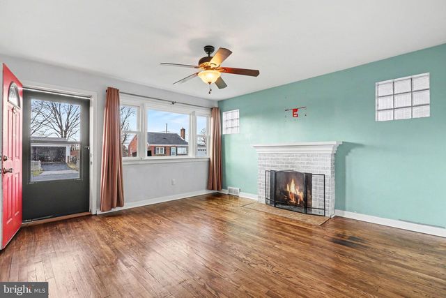 4926 COLORADO AVE, Harrisburg, PA 17109