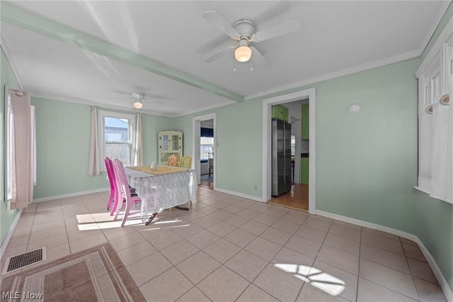 718 E Highland Avenue, Ravenna, OH 44266