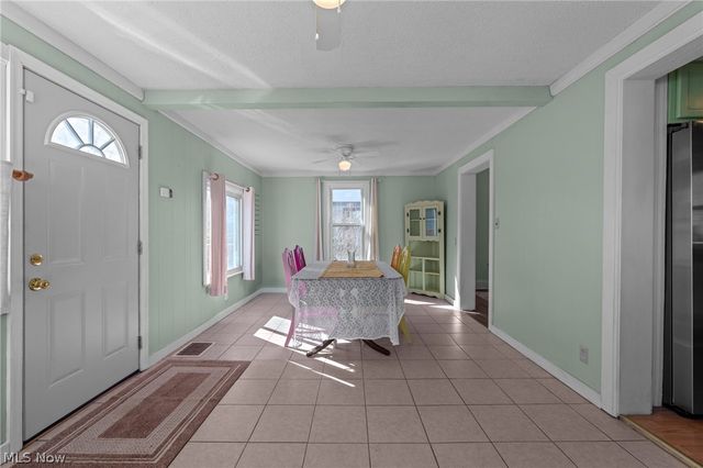 718 E Highland Avenue, Ravenna, OH 44266