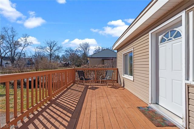 718 E Highland Avenue, Ravenna, OH 44266