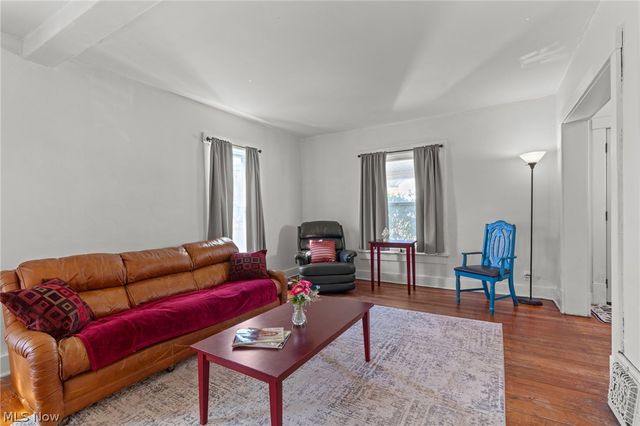 718 E Highland Avenue, Ravenna, OH 44266