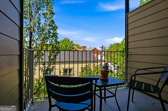 15 Waddell Street NE 303, Atlanta, GA 30307