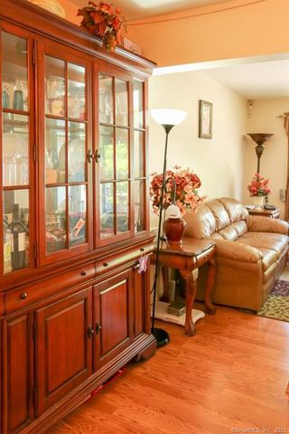 431 Glenbrook Road 3, Stamford, CT 06906