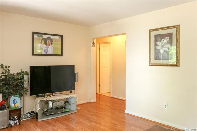 431 Glenbrook Road 3, Stamford, CT 06906