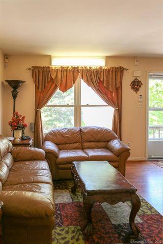 431 Glenbrook Road 3, Stamford, CT 06906