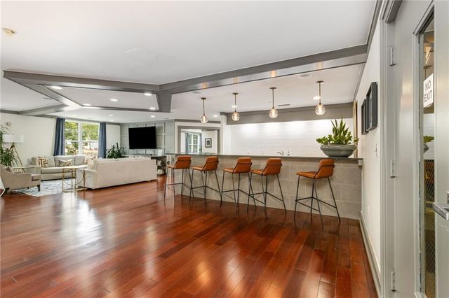 1101 Juniper NE Street 822, Atlanta, GA 30309