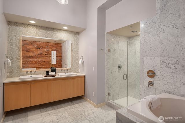 1845 16th Avenue, Seattle, WA 98122